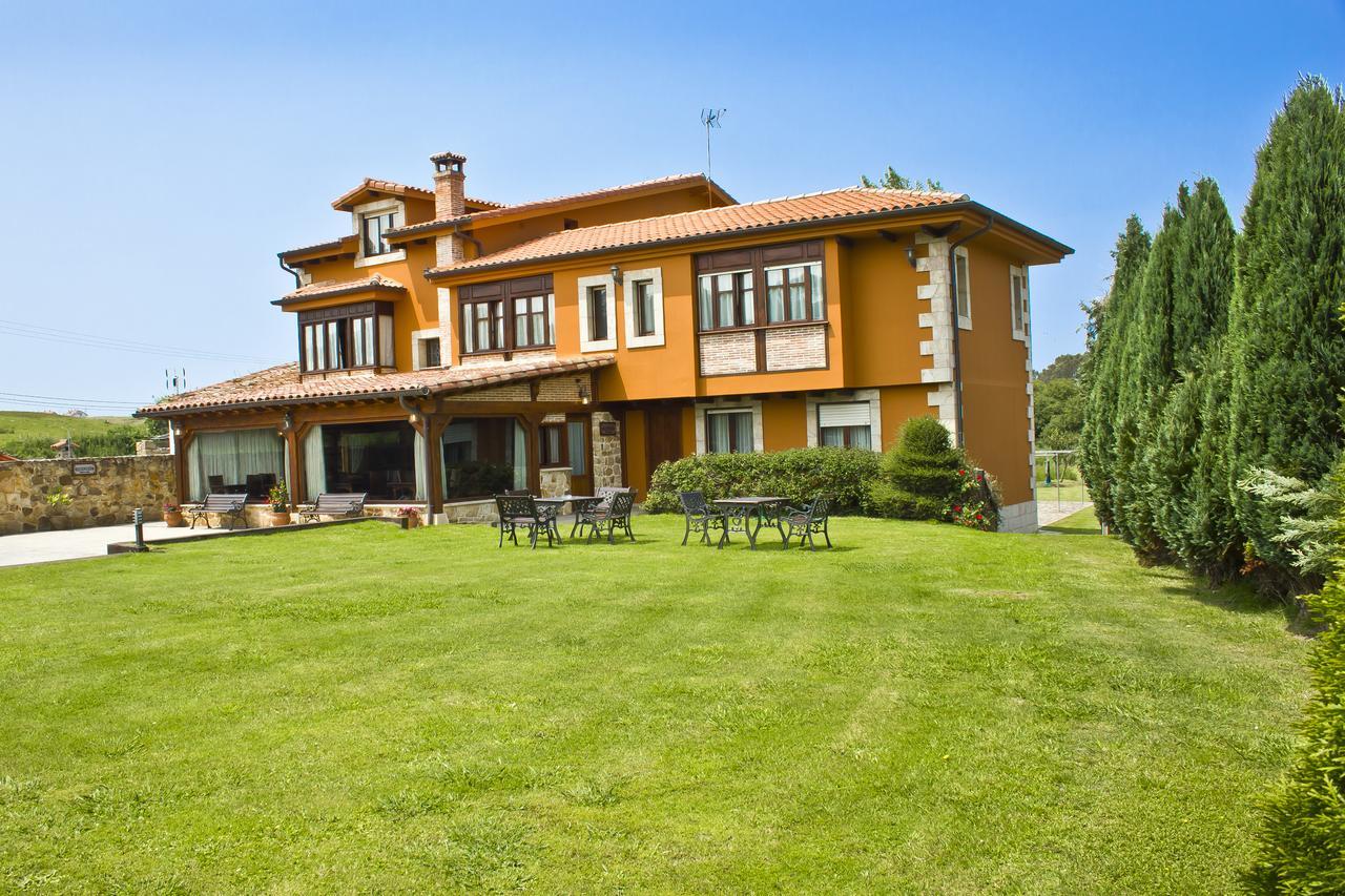 Hospedaje Granada San Vicente De La Barquera Luaran gambar